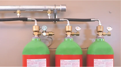 Cilindros e conexões do sistema Kidde NATURA de gases inertes
